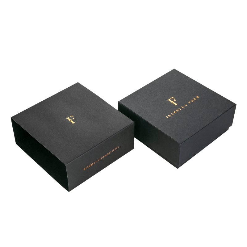 Klara Gold Stud Earrings - Image 4