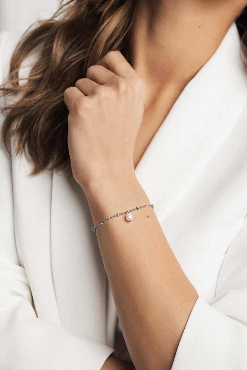 Berthe Pearl Silver Bracelet - Image 2