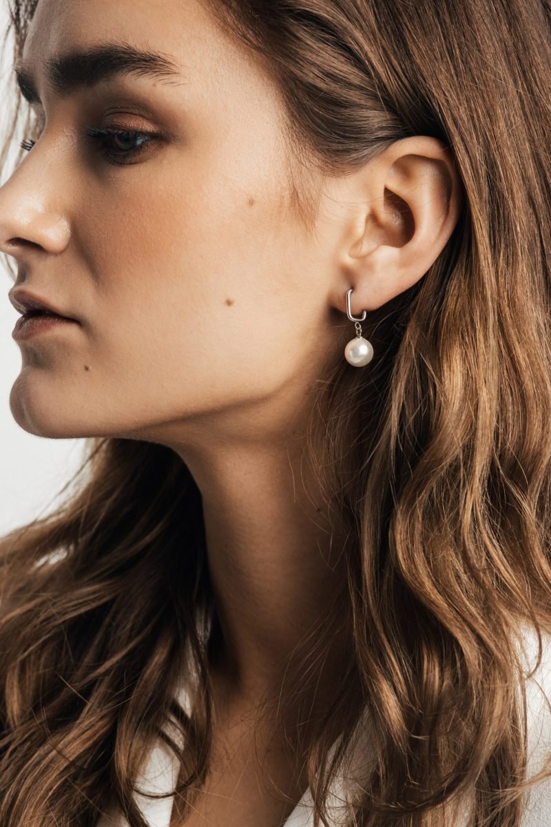 Bella Pearl Silver Earrings - Image 2