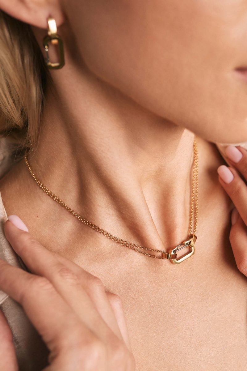 Stefanie Set in Gold - Image 3